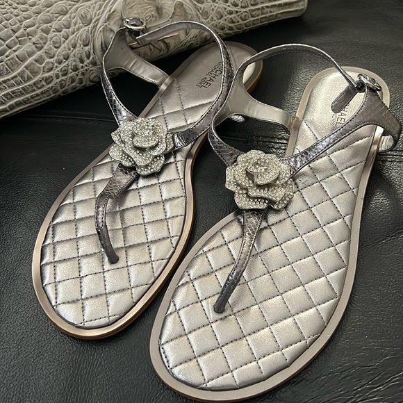 MICHAEL Michael Kors Lucia Crystal Embellished Leather Thong Sandals - Picture 2 of 11